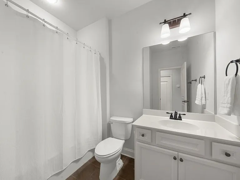 410 Rose Garden Ln — Photo 34