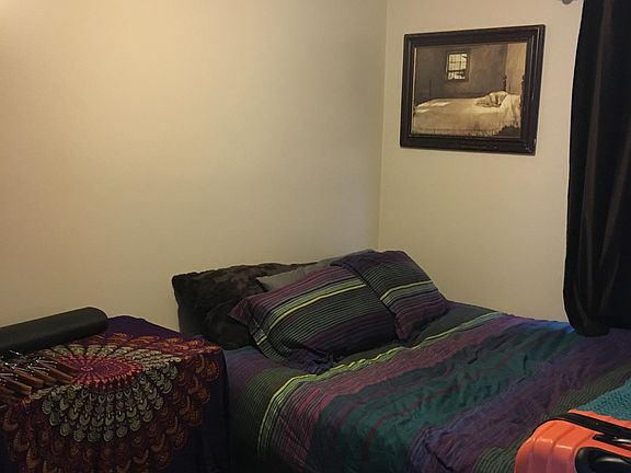 5th image of 412 Rose Ave