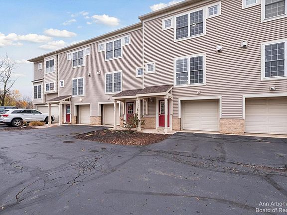 5th image of 1021 Bluestem Ln