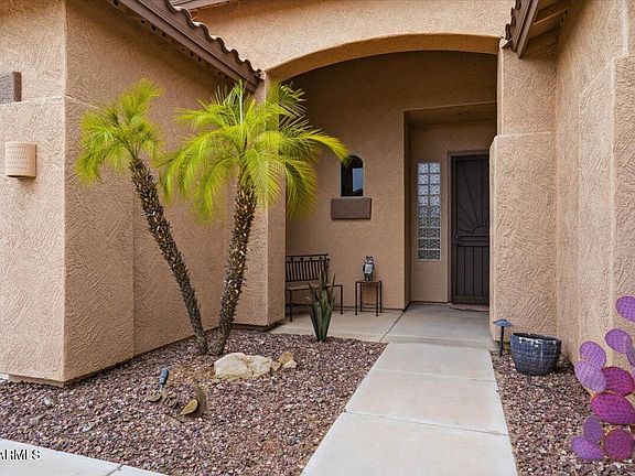 3rd image of 6446 W MAYA Way