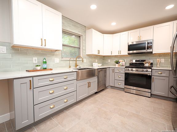 3rd image of 7926 MISTY FRST