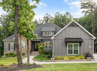 40 Ridge Bluff Cir, Huntsville, AL 35803