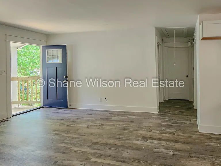108 Halsey St — Photo 4