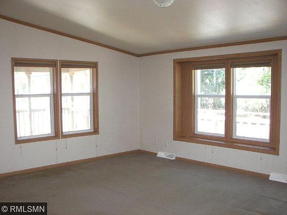 5th image of 705 Heartland St