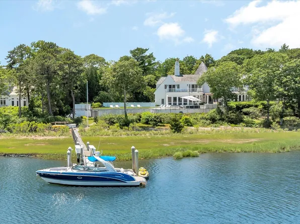 25 Oyster Way, Osterville, MA 02655