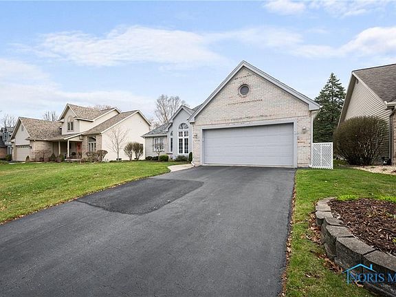 3rd image of 6038 Pinedale Dr