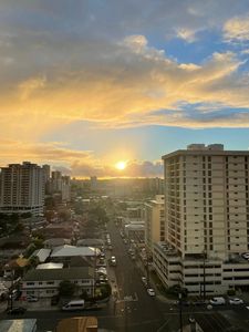 2100 Date St APT 1406, Honolulu, HI, 96826