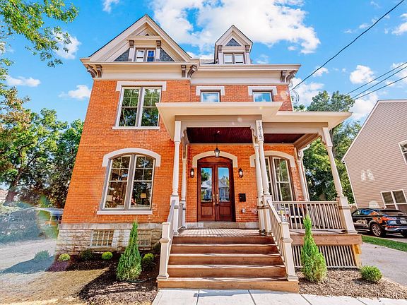 2nd image of 1815 Kinney Ave