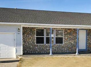 541 Eagle Creek Dr, Spring Creek, NV 89815