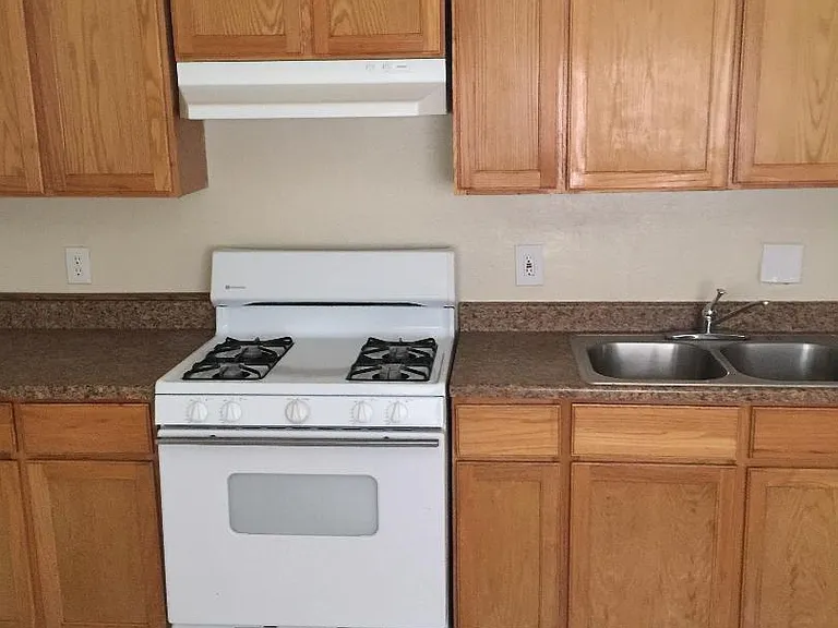 1446 S Chance Ave #104 — Photo 5