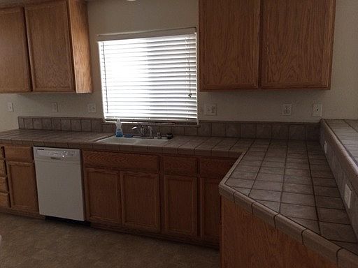 3rd image of 708 Polcetto Ct