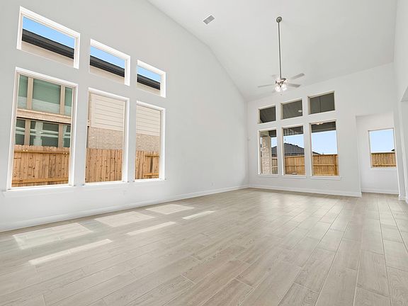 3rd image of 30954 Radke Estates Dr