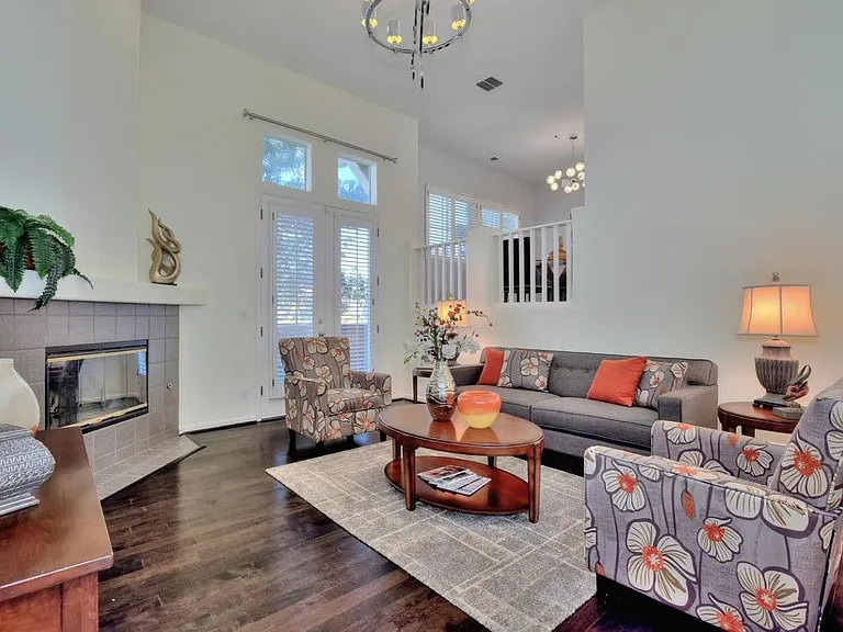 101 Emerald Bay Ln — Photo 3