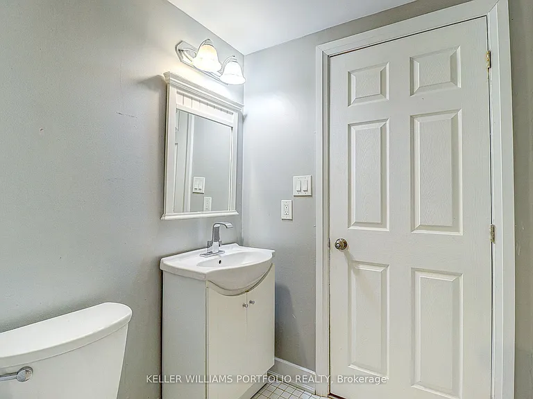 962 Willowdale Ave — Photo 9