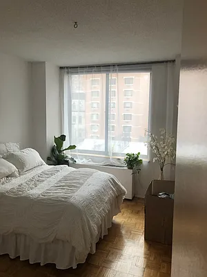 Rented by New York City Apartments | media 14