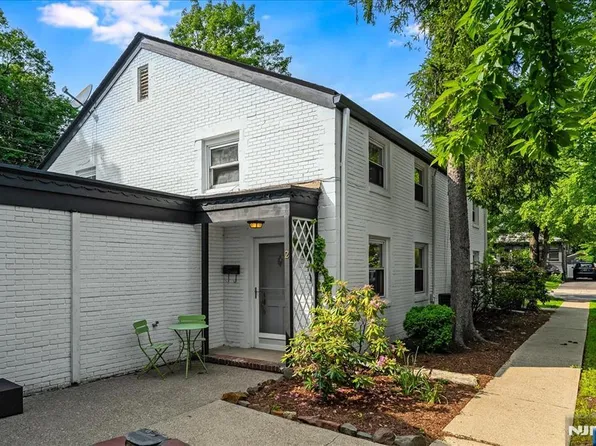 6 Jerome Pl #C0002, Montclair, NJ 07043