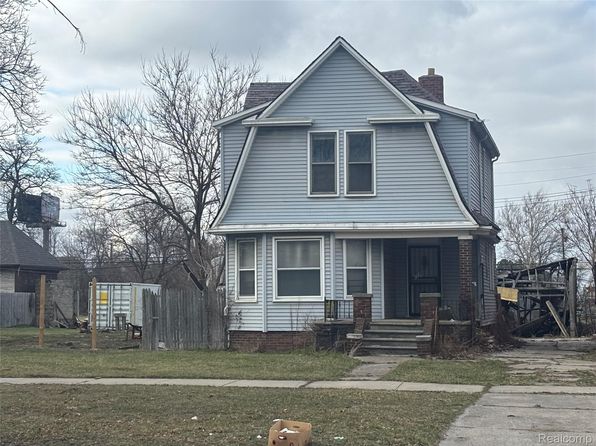 1720 E Grand Blvd