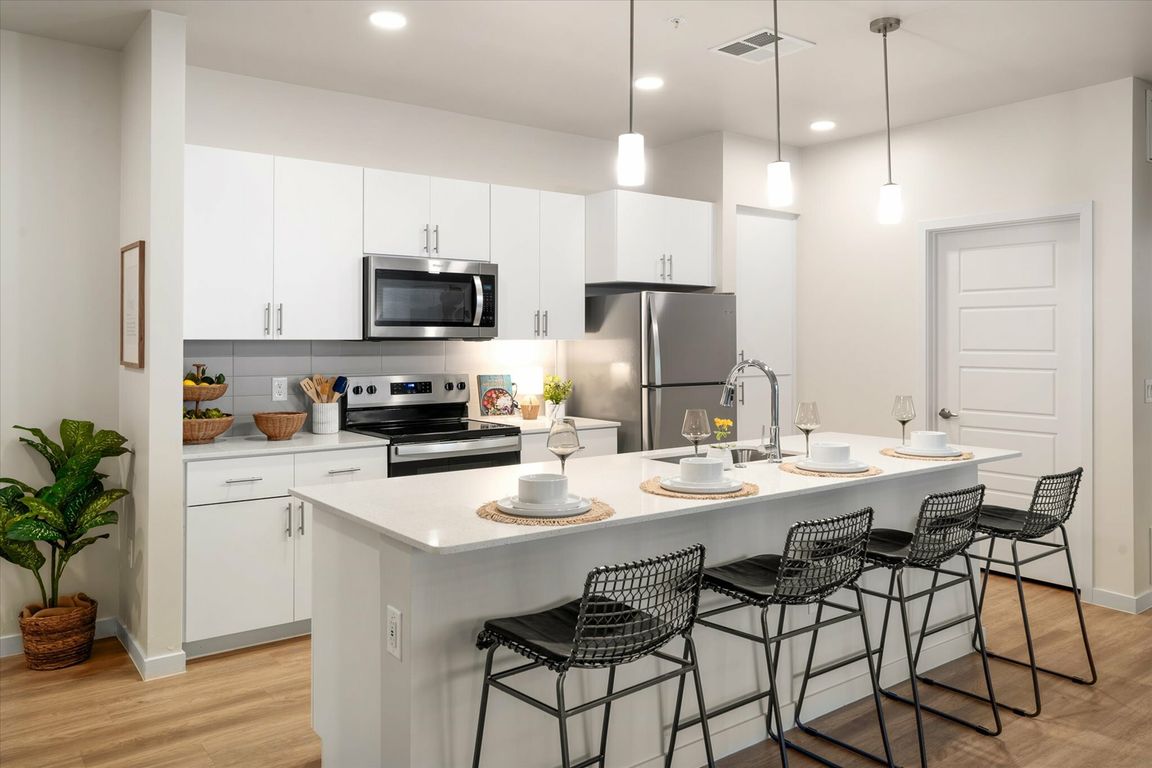 Modern Kitchen with Island