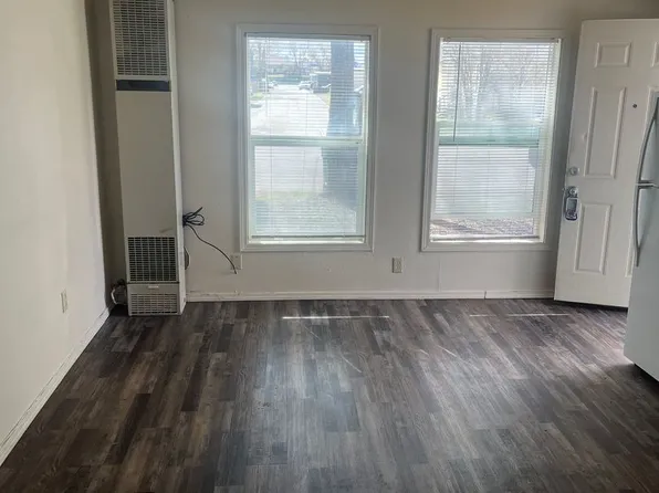 M. Street/Ariserem-008, 214 SW M St #4, Madras, OR 97741