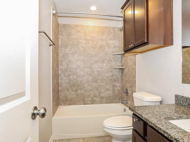 131 Brocks Ln — Photo 15