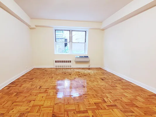 Rented by Corcoran | media 16