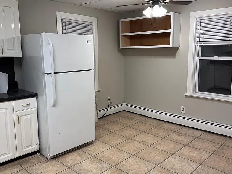 31 Eldridge Ave #2 — Photo 8