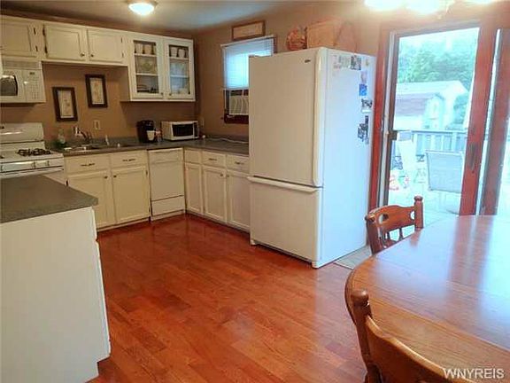 5th image of 167 Oakhill Dr