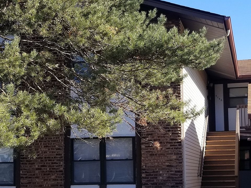 1st image of 4144 193rd St Unit 274