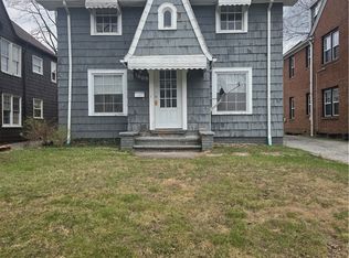 3609 Normandy Rd, Shaker Heights, OH 44120