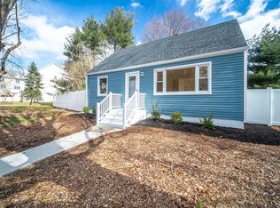 5 Park Square Ct, Fairfield, CT 06825