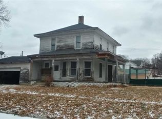 1610 Ivy Ave, Crete, NE 68333