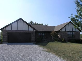 3840 Deerfield Cir, Millstadt, IL 62260