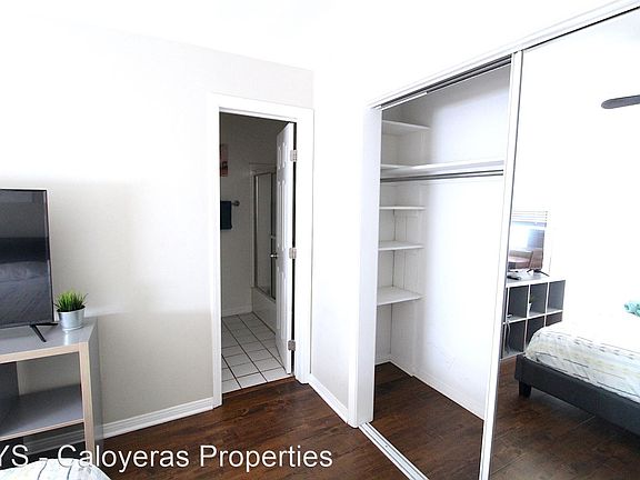 5th image of 3771 Jasmine Ave #1