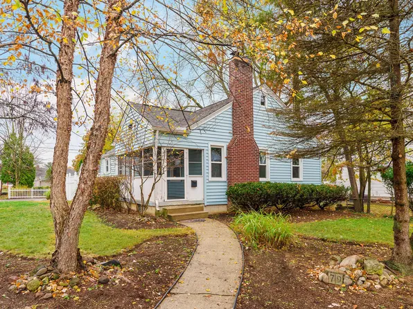 79 Rosslyn Ave, Columbus, OH 43214