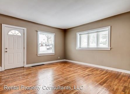 5th image of 1339 Philadelphia Ave SE