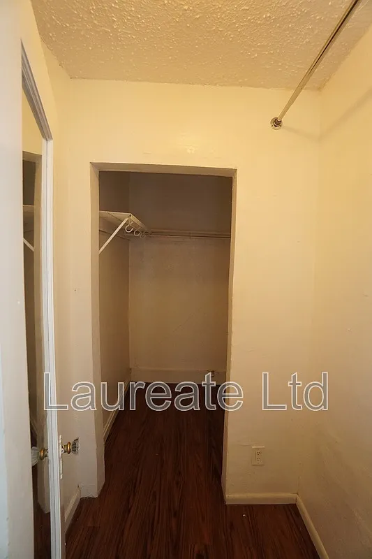 1 bed, 1.0 bath, 750 sqft, $950 — Photo 3