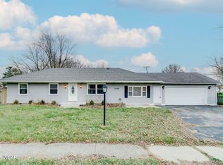 2300 Mandolin Dr, Lima, OH 45801