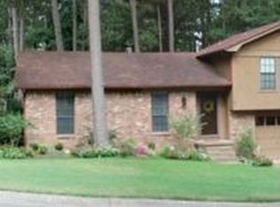 8 Apple Tree Cir, Little Rock, AR 72210