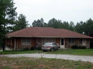 1090 Cross Plains Rd, Carrollton, GA 30116