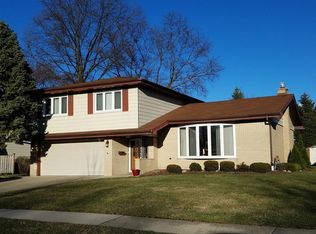 507 S Deborah Ln, Mount Prospect, IL 60056