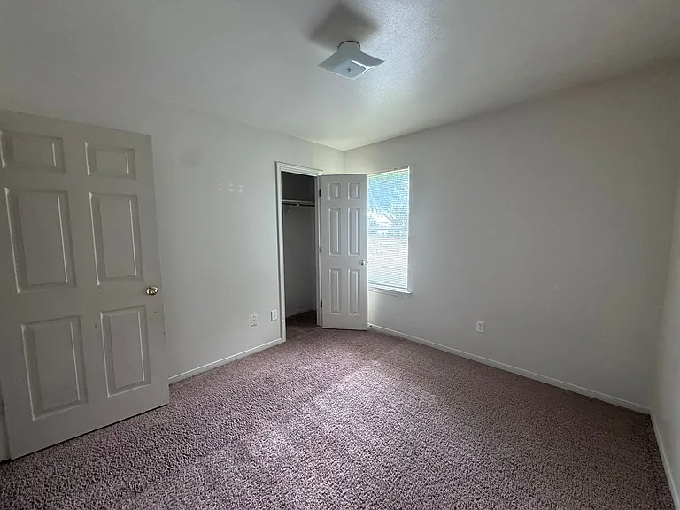 1430 Shoshoni Trl — Photo 11