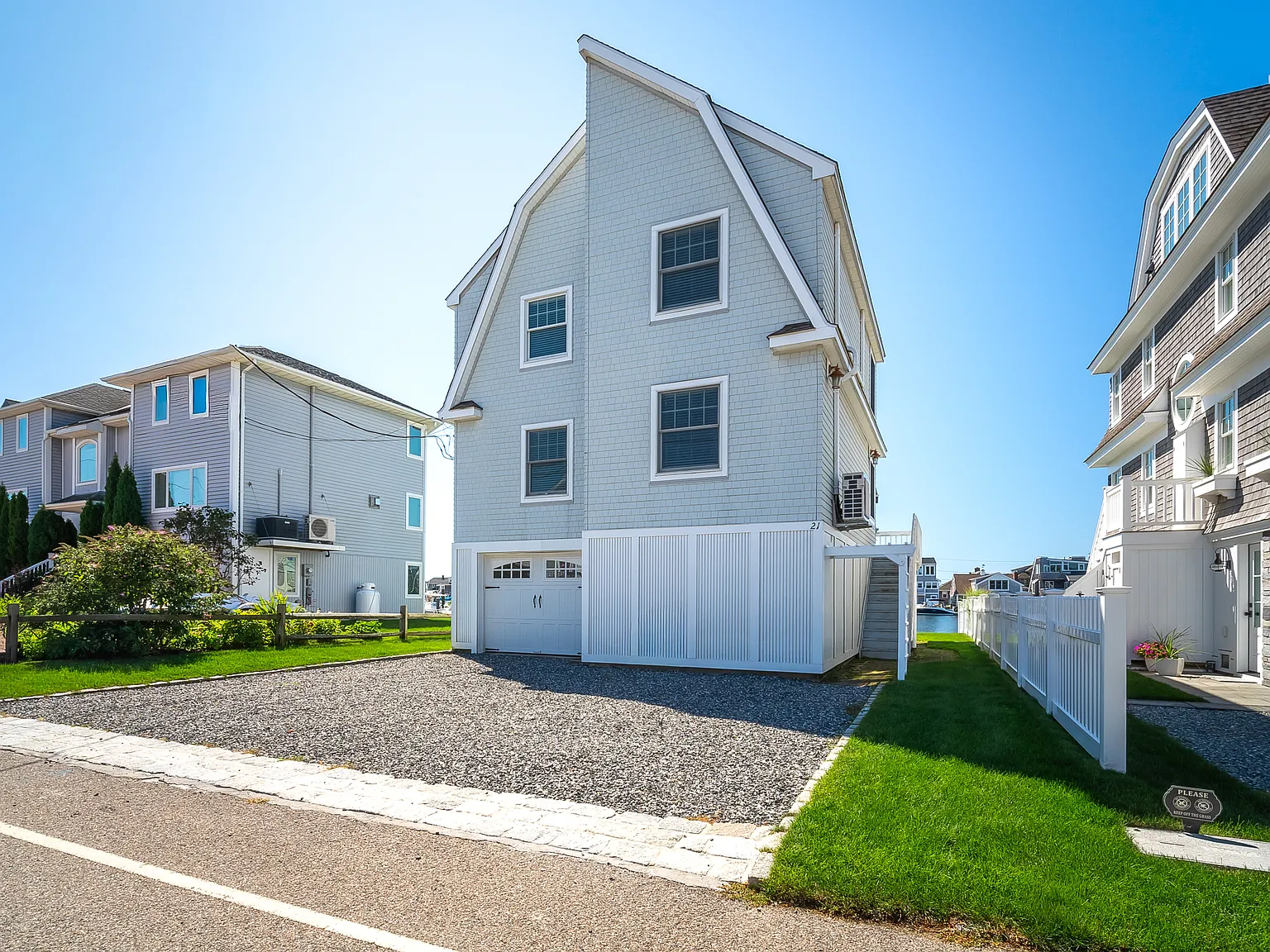 4 bed, 1520 sqft, $2,900 — Photo 3