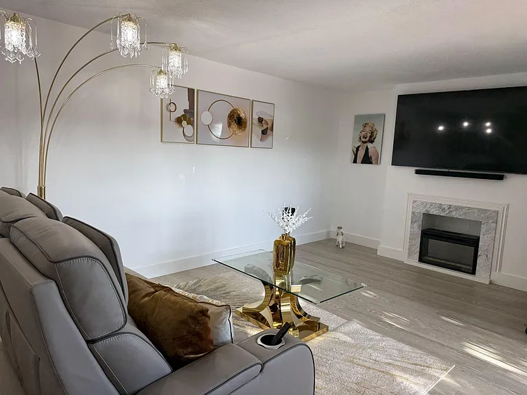 21 Lake Arbor Dr — Photo 4