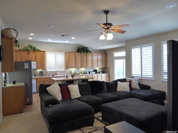 4th image of 3229 Marshsong Ct