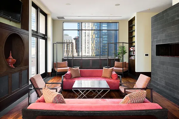 Sold by Compass | media 10