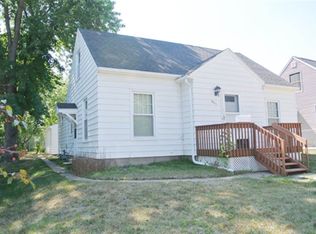 2111 Grove St, Davenport, IA 52804