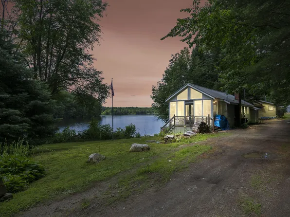 19 Springmeadows Drive, Monmouth, ME 04265