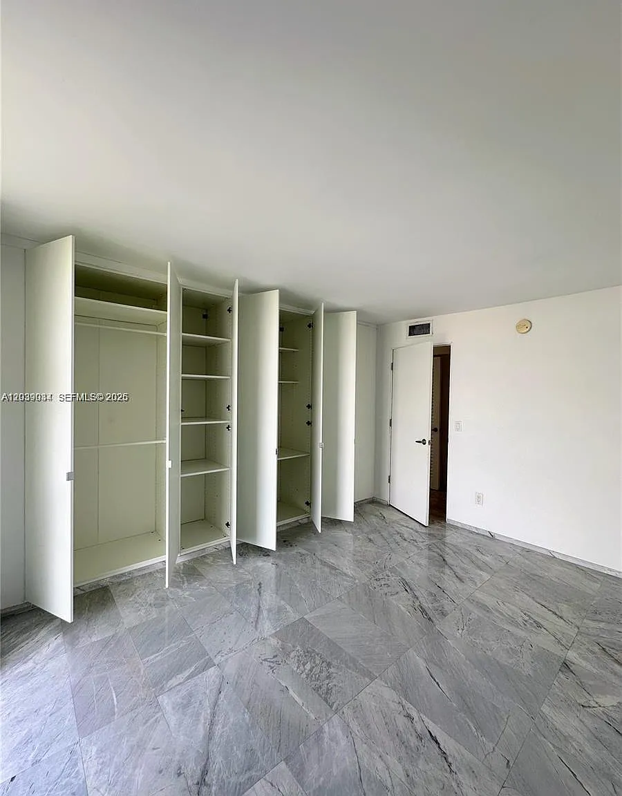 Vecino Del Mar Condo — Photo 4