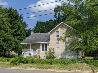 105 N Walnut St, Bangor, MI 49013