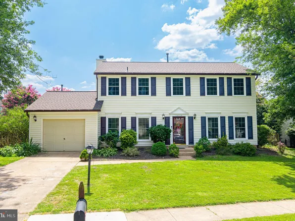 14515 William Carr Ln, Centreville, VA 20120